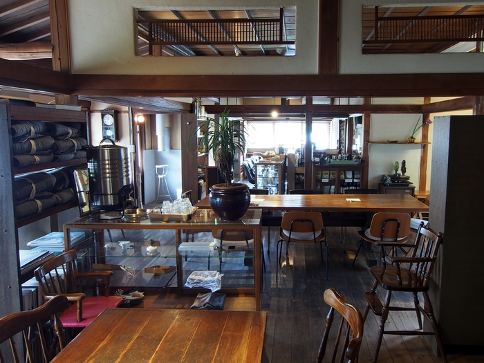 「yushi cafe」天保堂珈琲 店内3