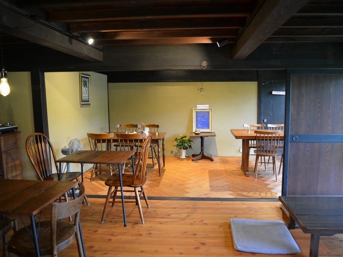 スーリヤデーヴ 店内