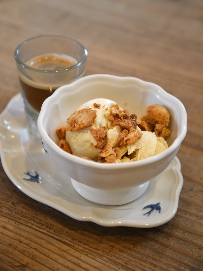 アースツリーカフェ(EARTH TREE CAFE) ココナッツアイスのアフォガート