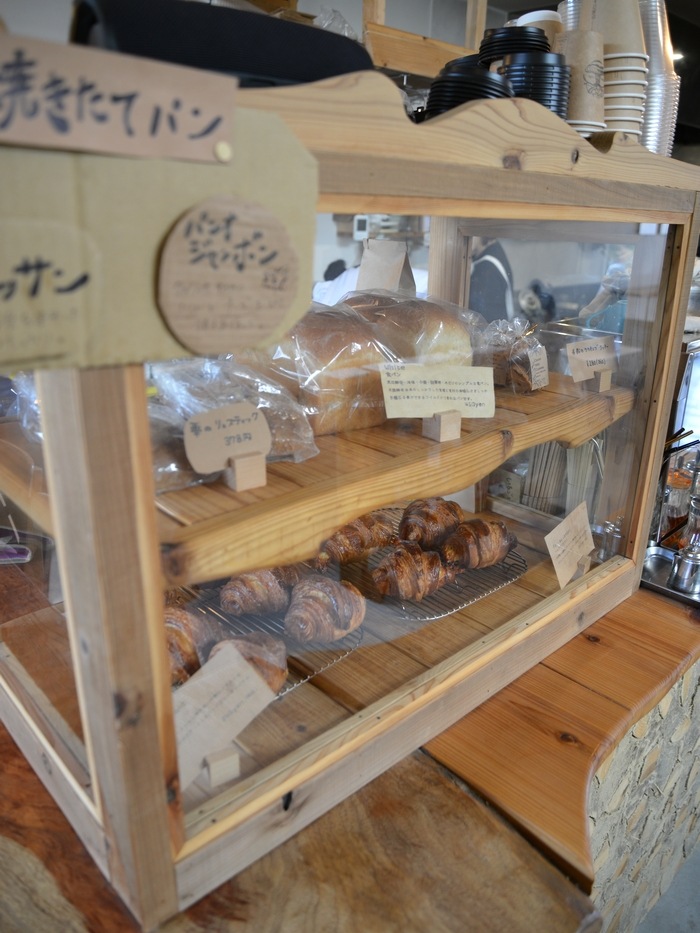 アースツリーカフェ(EARTH TREE CAFE) ショーケース