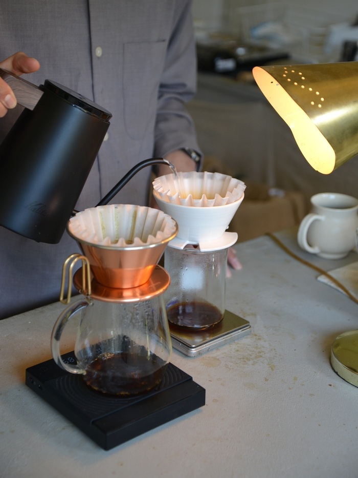 ワッツコーヒー ドリップ中