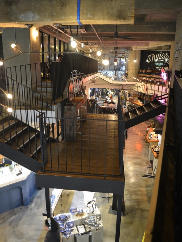 ジバゴコーヒー 店内